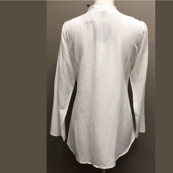 Women’s A&A Embroidered Tunic - Picture 7 of 8